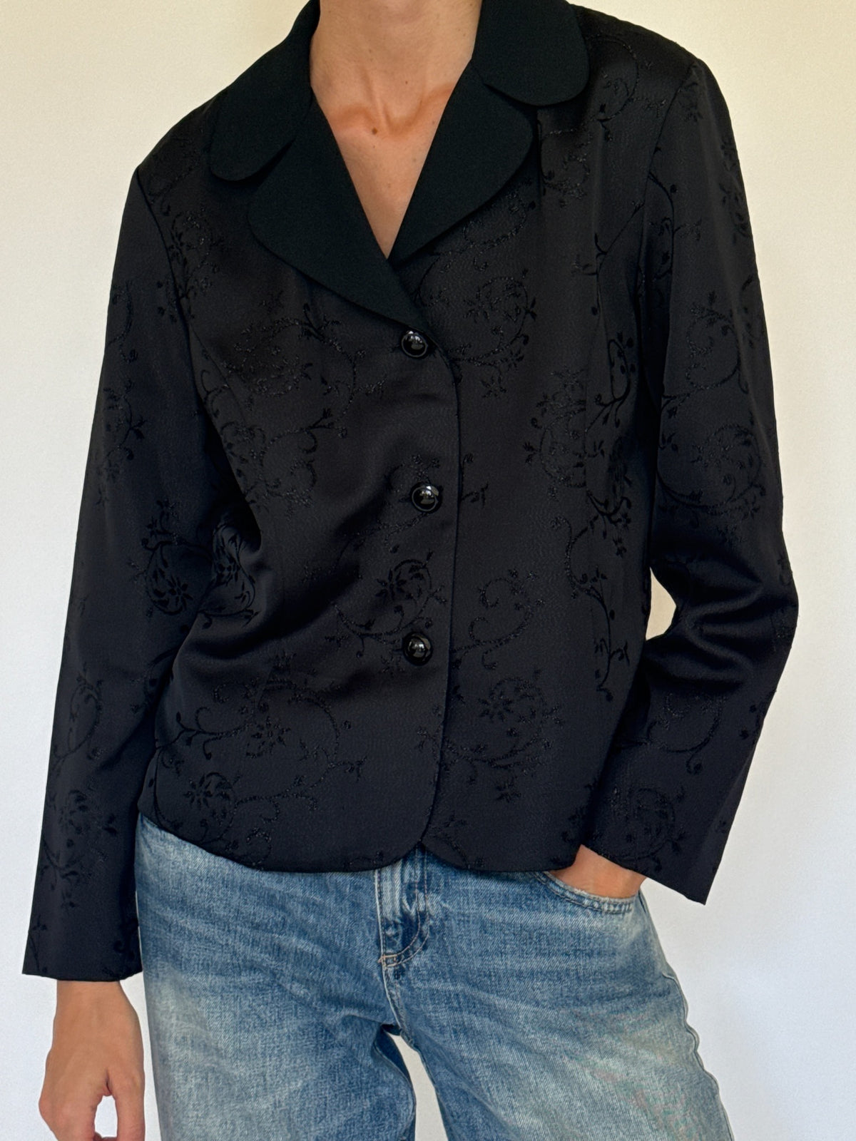 Vintage black tonal floral jacquard blazer floral fabric detail