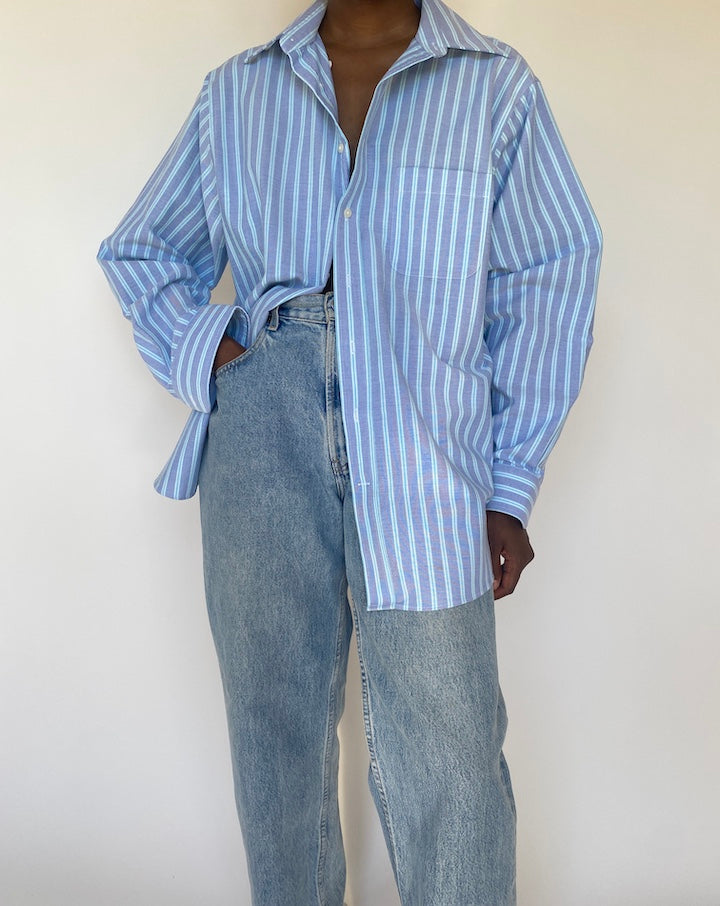 VINTAGE OVERSIZED BLUE STRIPED SHIRT 3767