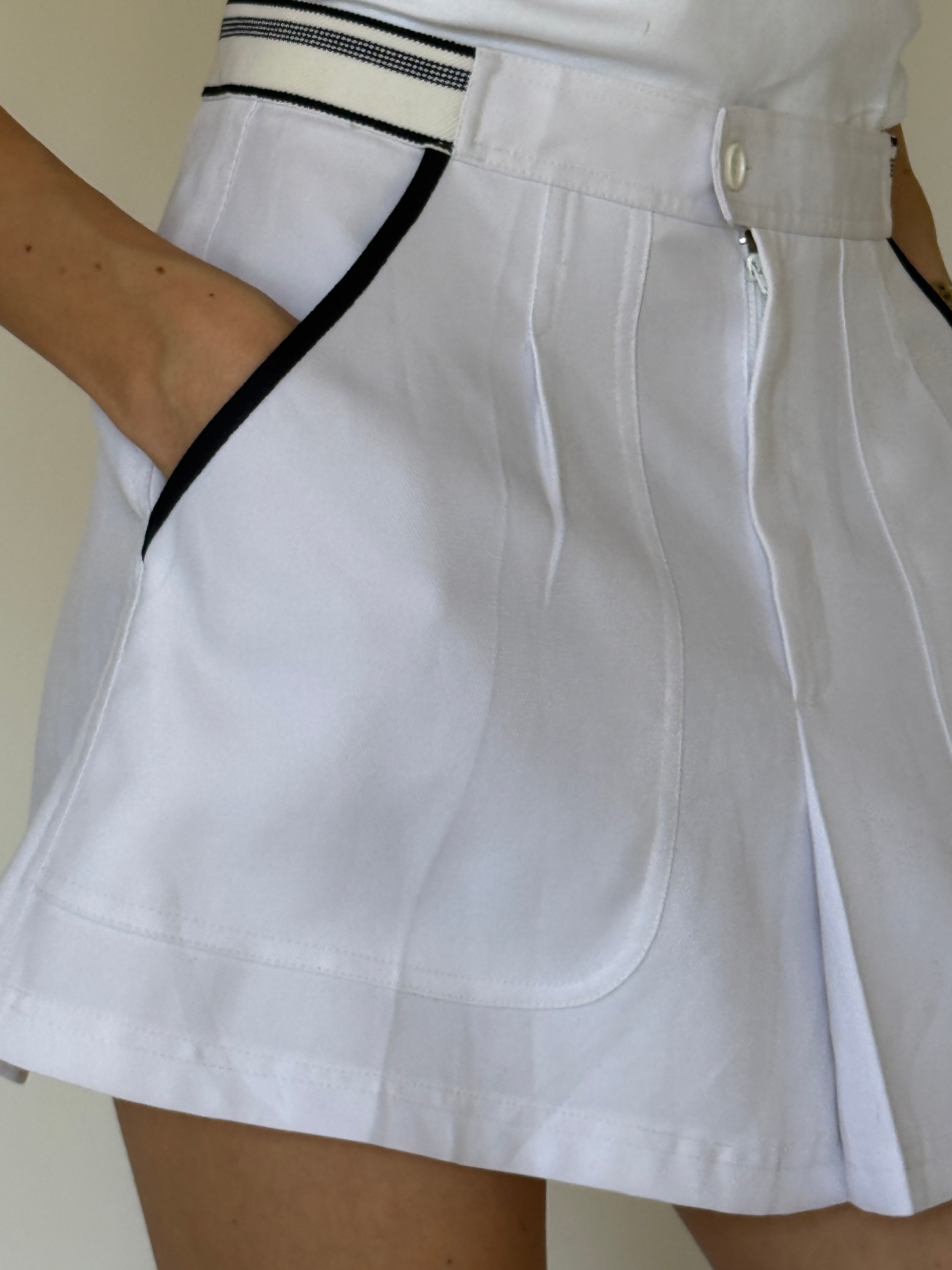 Vintage white mini skirt with striped waistband detail