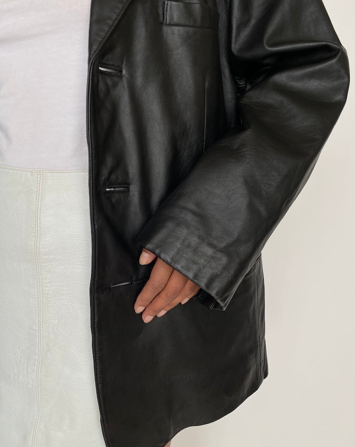 VINTAGE BLACK OVERSIZED LEATHER JACKET 2749