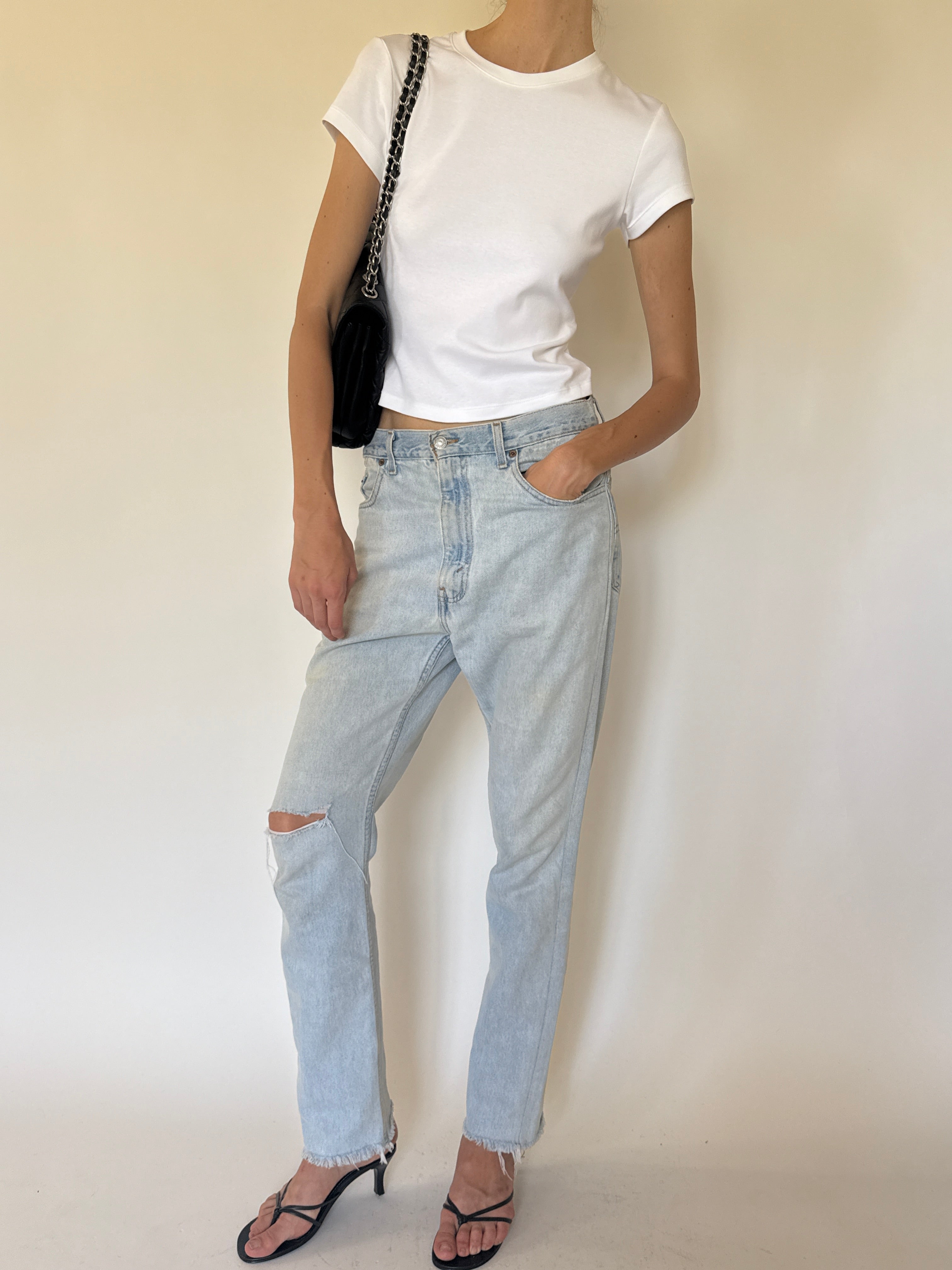 Vintage Levi's 550 light wash jeans front view