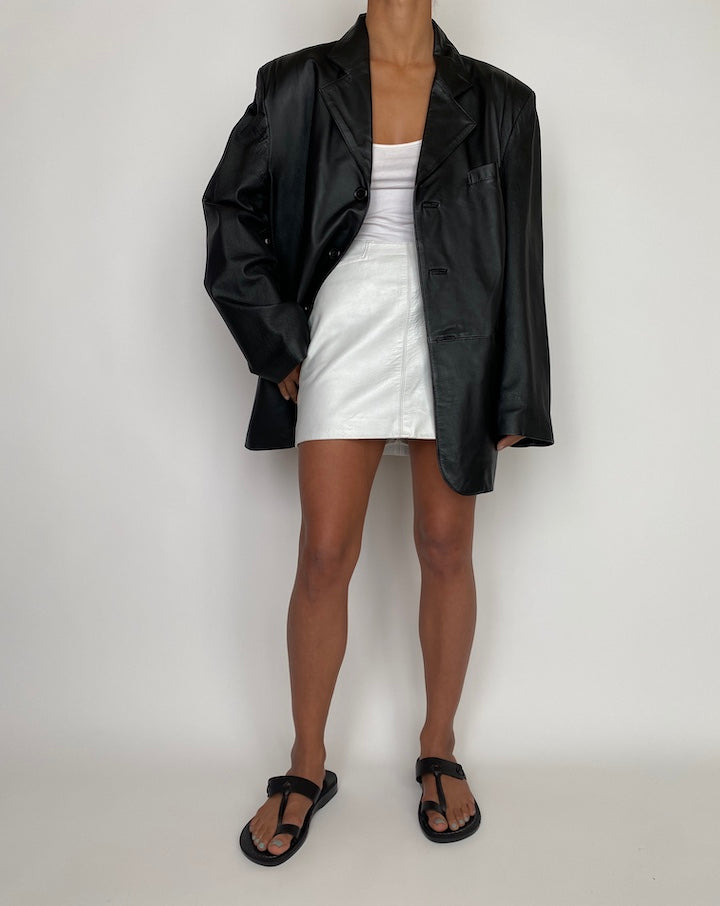 VINTAGE BLACK LEATHER JACKET 2761