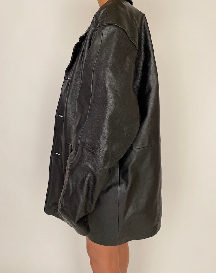 VINTAGE OVERSIZED BLACK LEATHER JACKET 2764