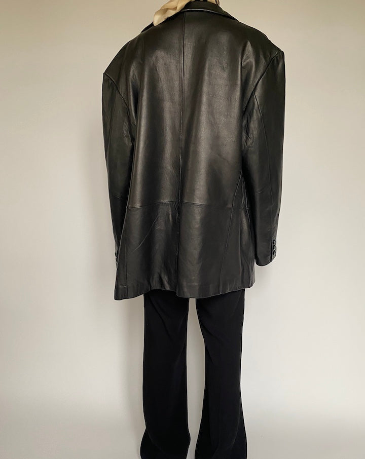 VINTAGE OVERSIZED BLACK LEATHER JACKET 2144