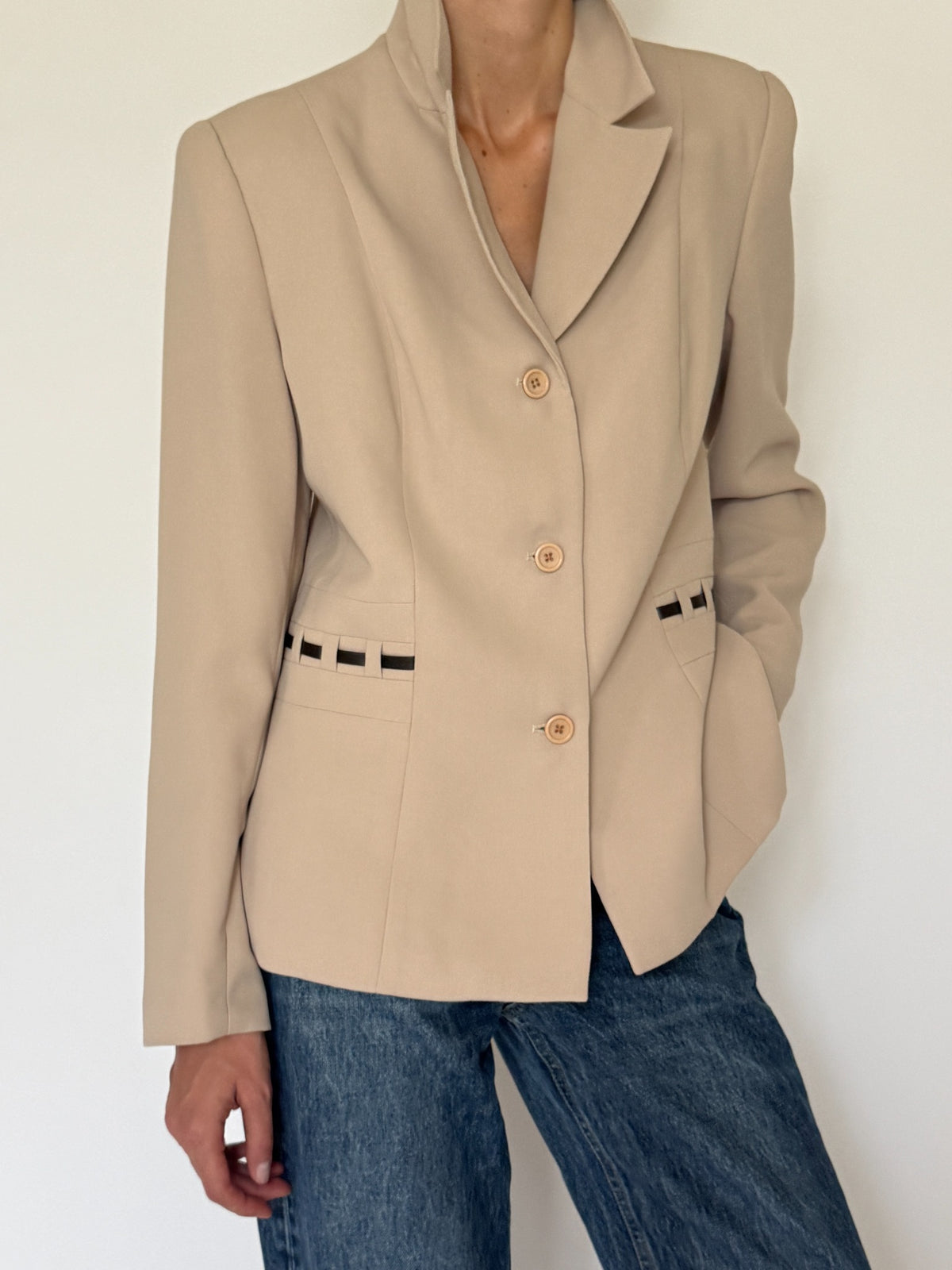 Vintage fitted western-inspired blazer beige front angle