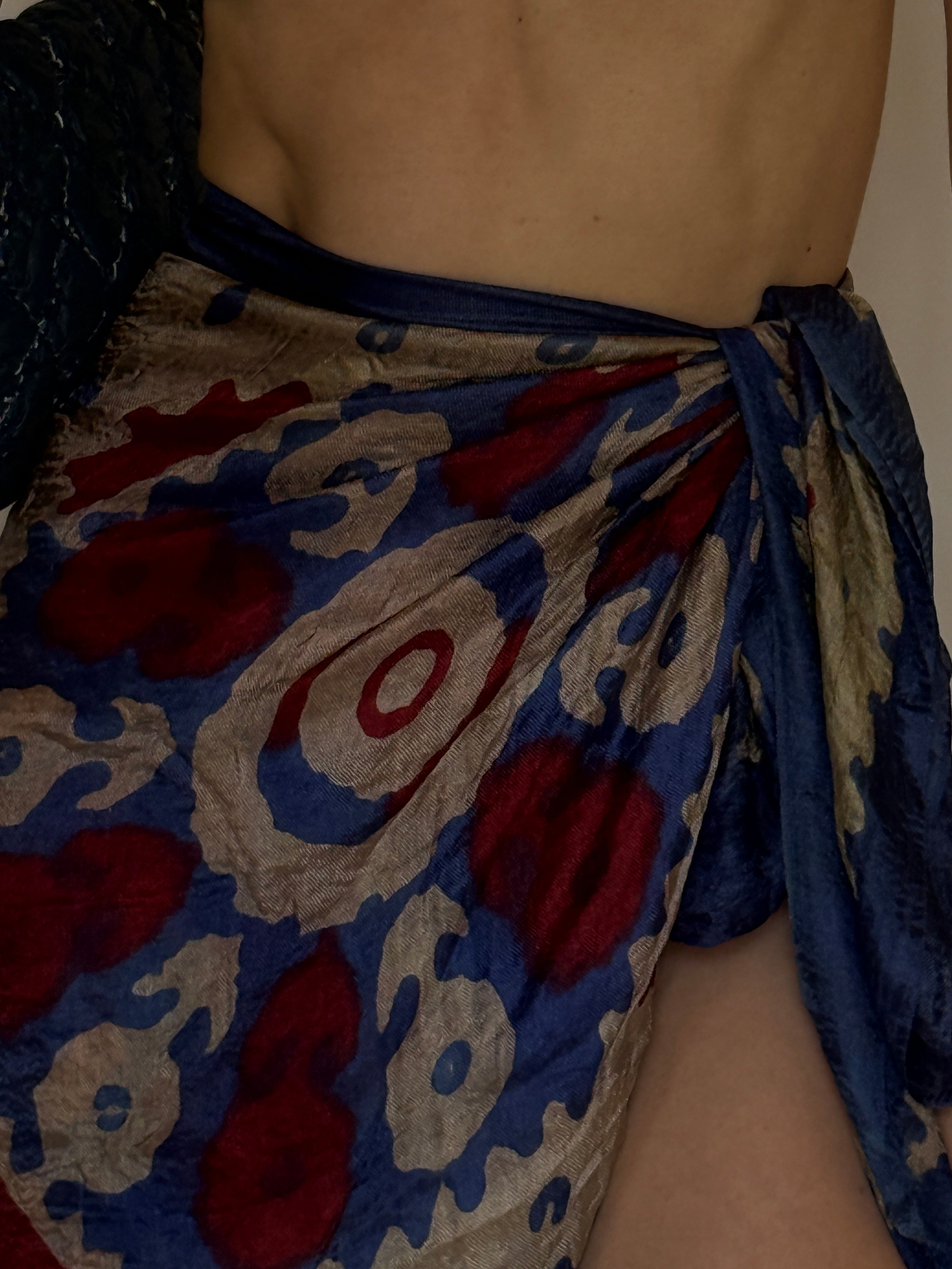 Vintage abstract print wrap sarong tied wrap detail