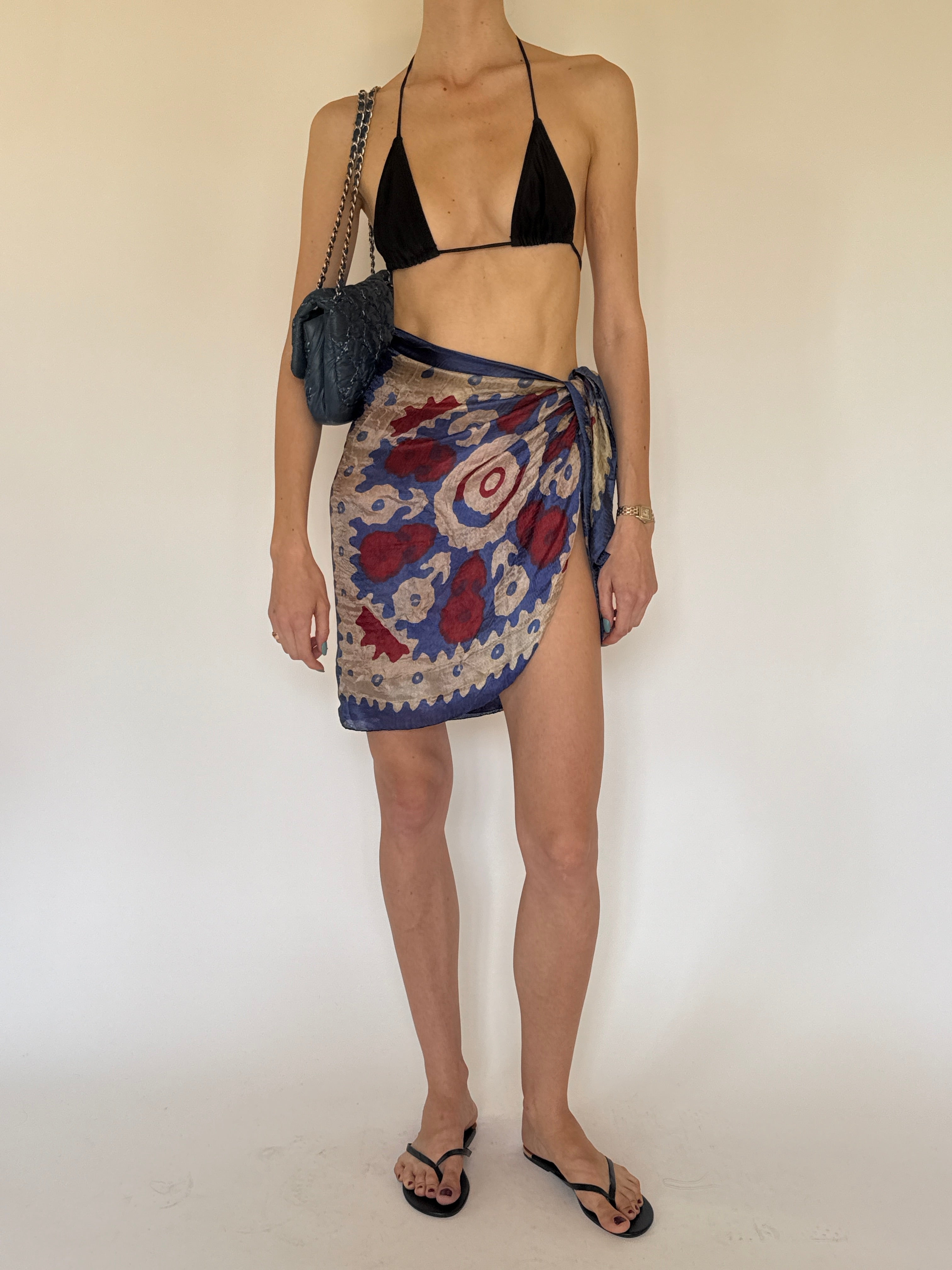 Vintage abstract print wrap sarong full body beach look