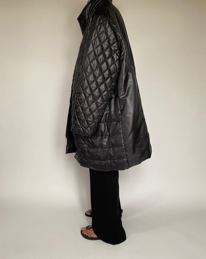 VINTAGE BEAUTIFUL BLACK QUILTED JACKET 2152