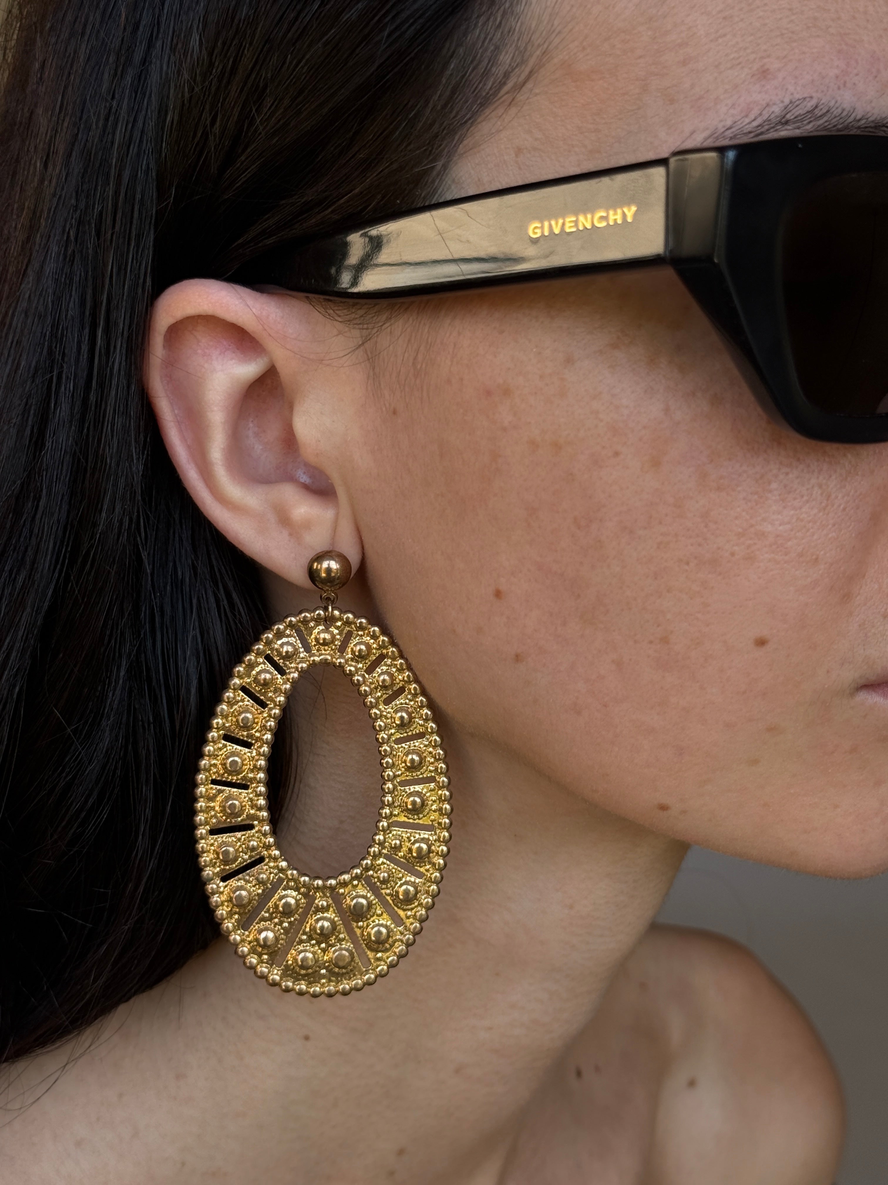 Vintage Big Oval Shaped Gold-Tone Statement Earrings