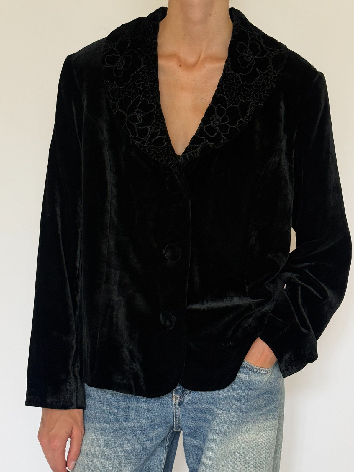 Vintage black velvet blazer button detail