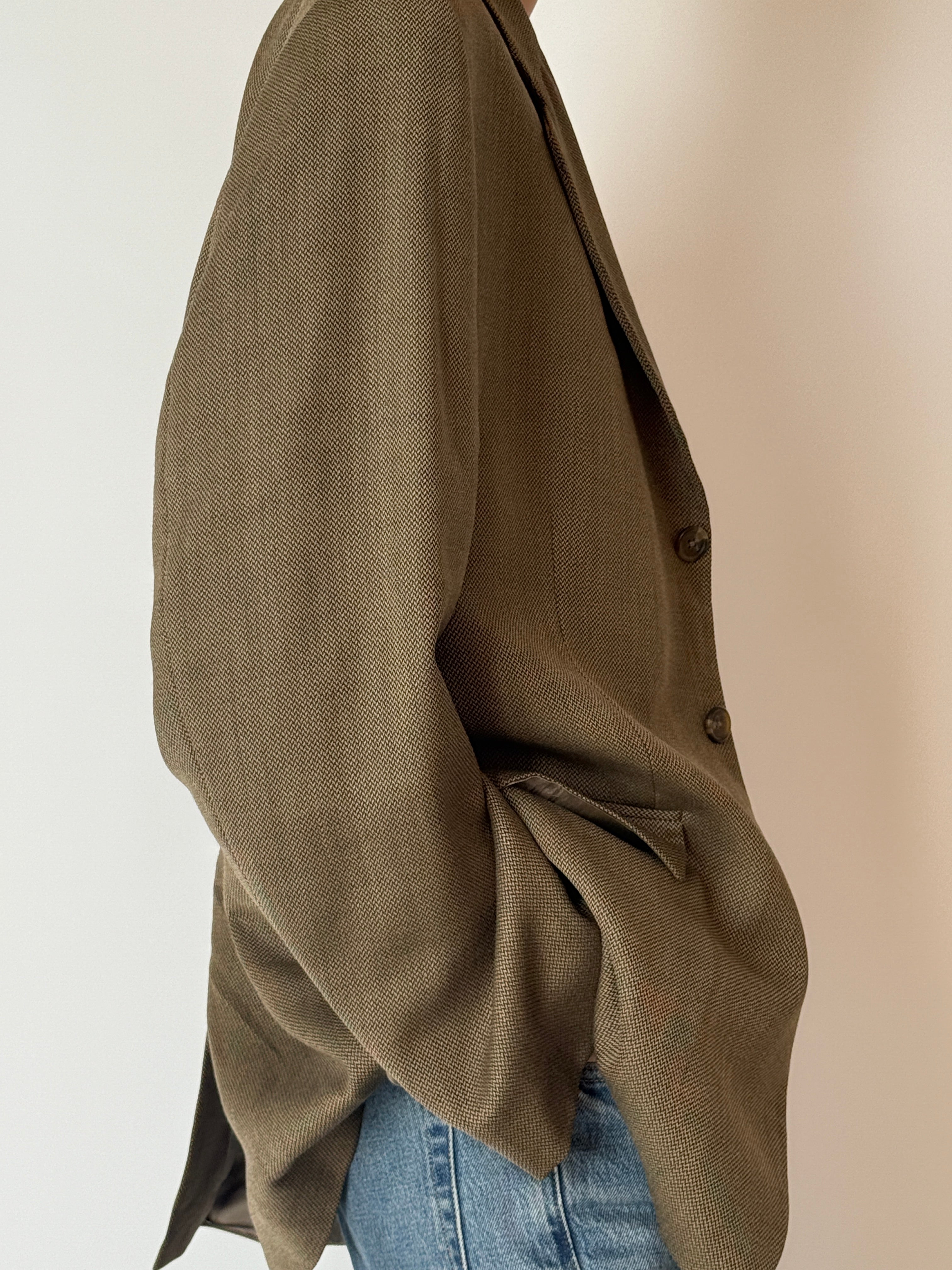 Side view of olive brown vintage blazer