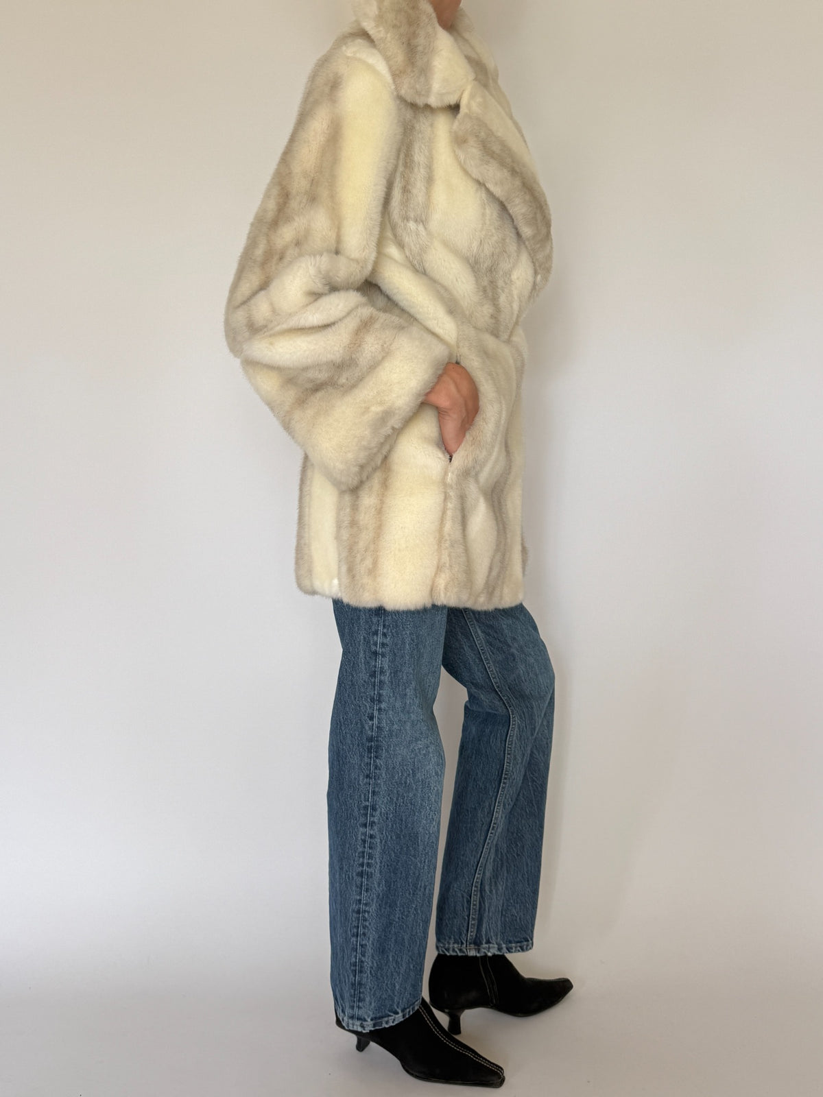 Vintage faux fur coat ivory and taupe side view