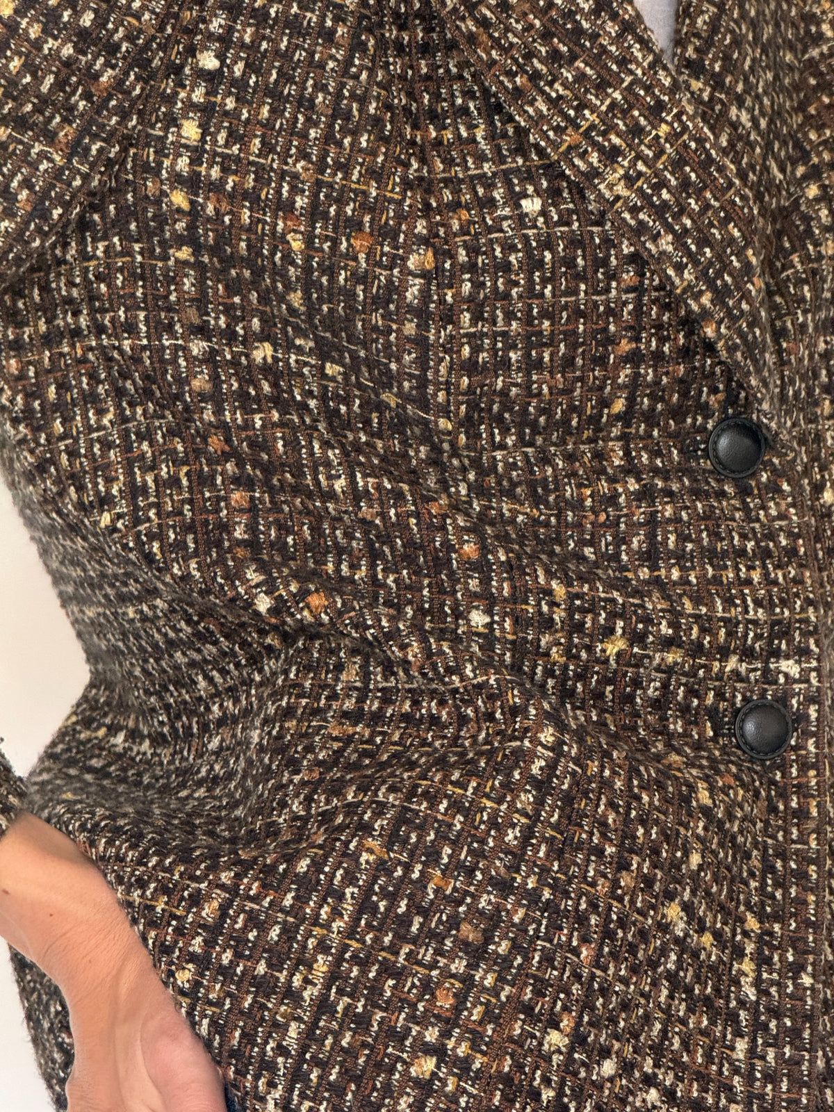 Vintage tweed blazer button detail