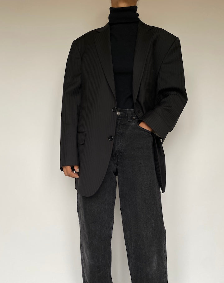 VINTAGE OVERSIZED BLACK STRIPED BLAZER 1932