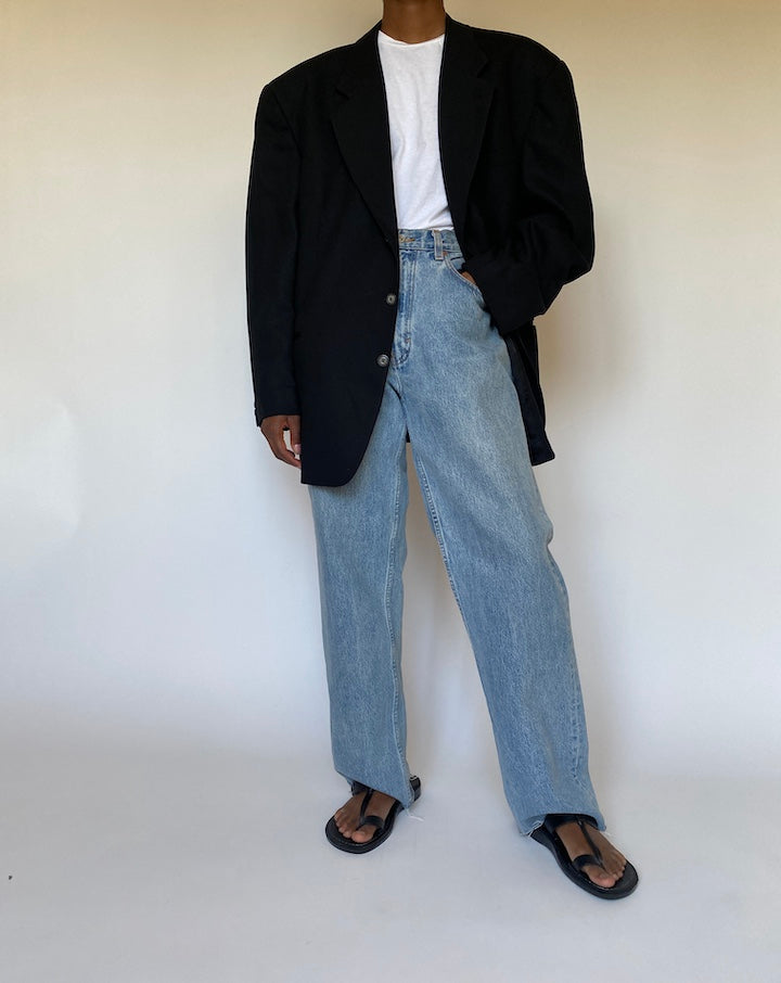VINTAGE BLACK OVERSIZED BLAZER 4001