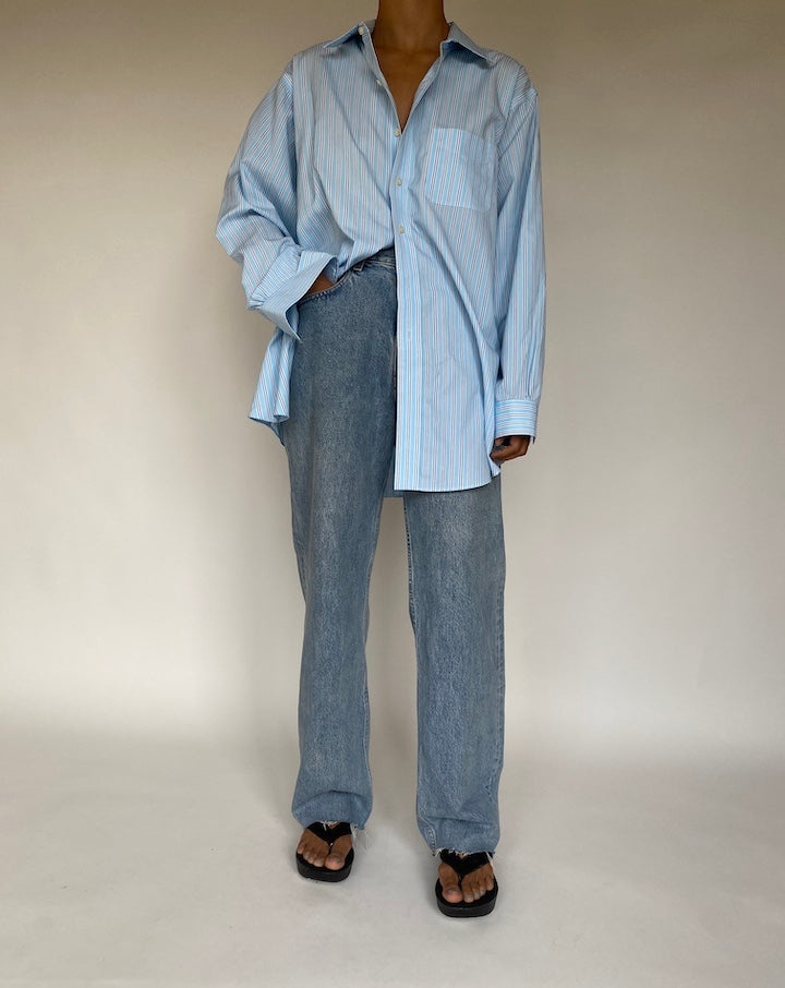 VINTAGE BLUE STRIPED BUTTON DOWN SHIRT 1744