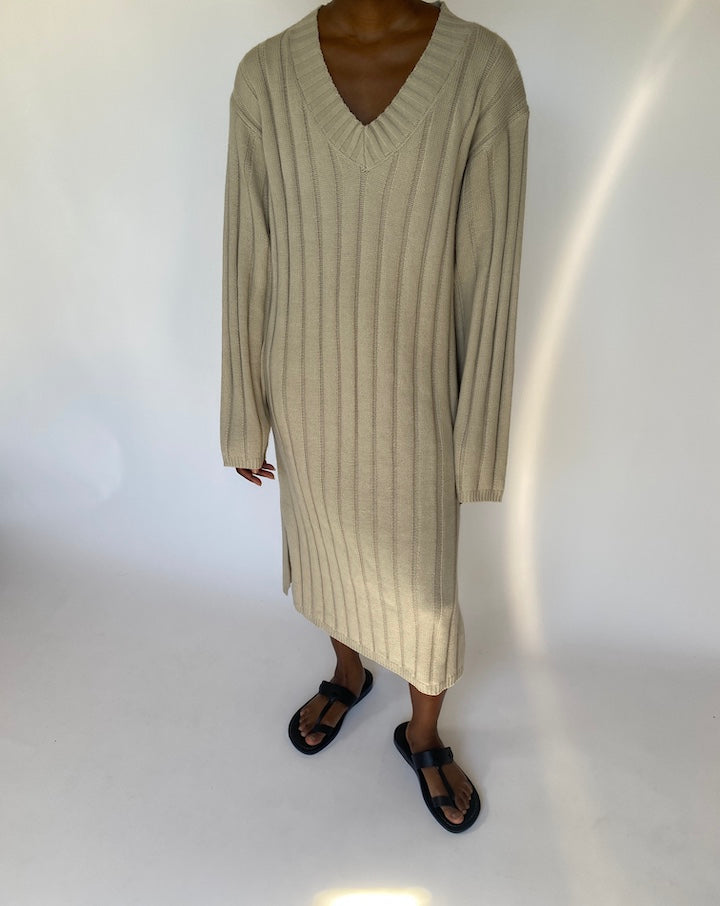 VINTAGE BEIGE KNITTED LONG SLEEVE DRESS 3798