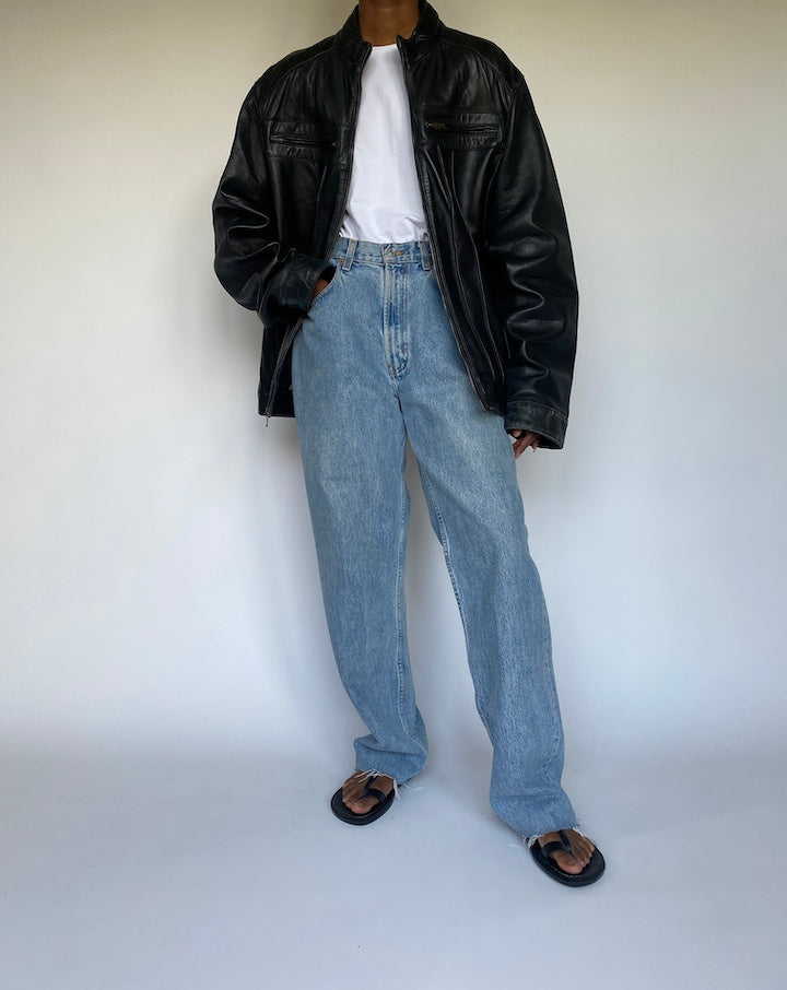 VINTAGE BLACK LEATHER JACKET 3677
