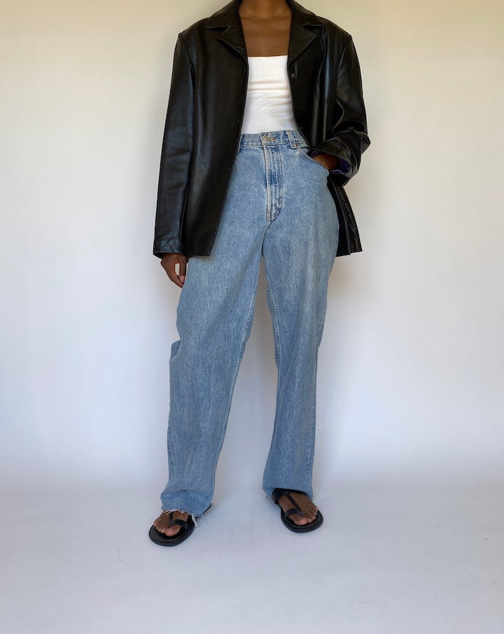 VINTAGE BLACK LEATHER JACKET 3700