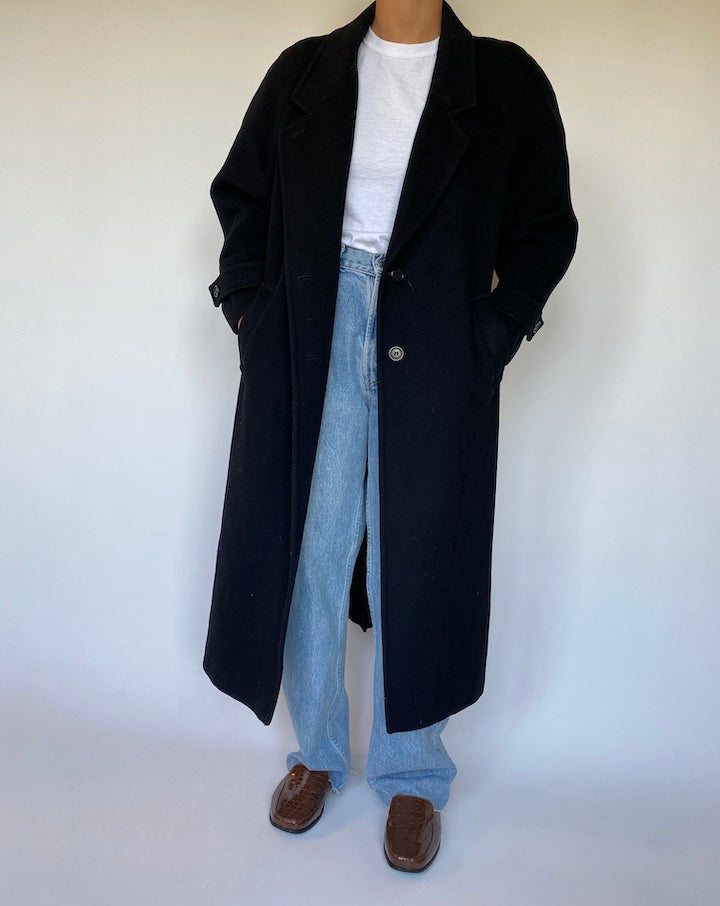 VINTAGE BLACK WOOL COAT 1480