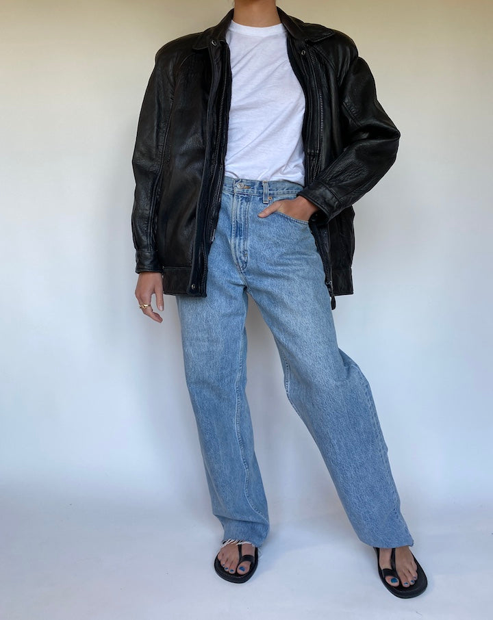 VINTAGE SLIGHTLY OVERSIZED BLACK LEATHER JACKET 3115