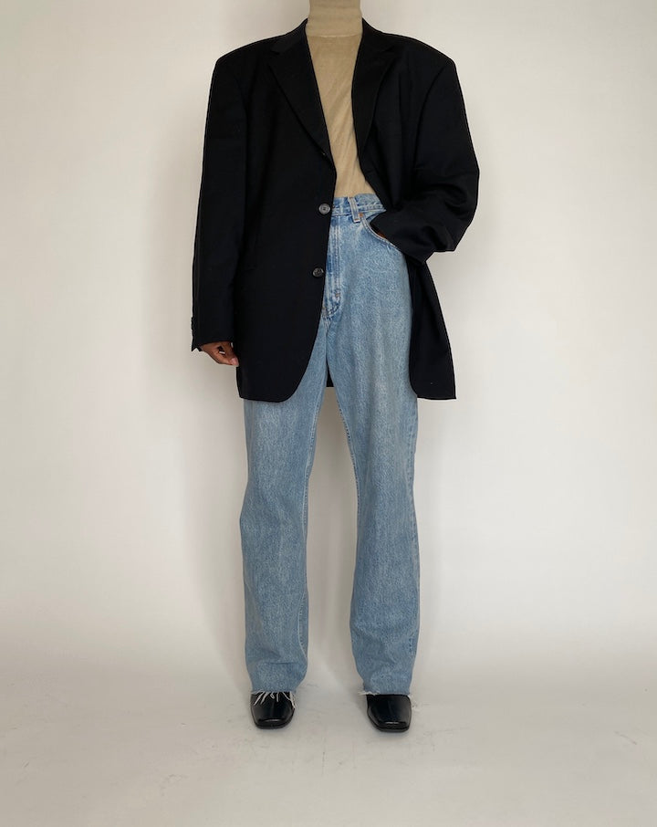 VINTAGE OVERSIZED BLACK HUGO BOSS BLAZER 4007