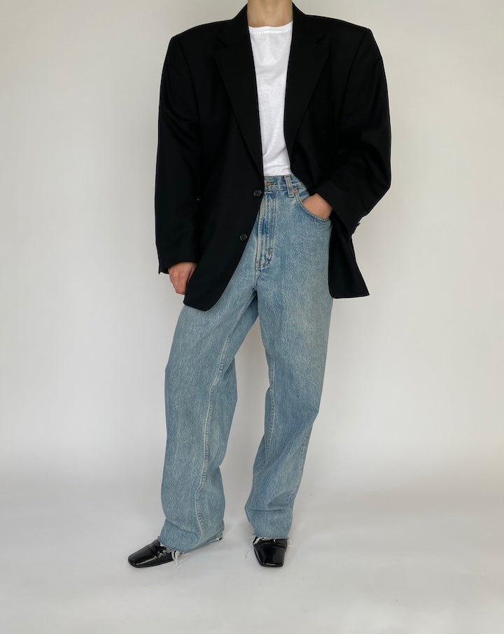 VINTAGE BLACK WOOL BLAZER 4695