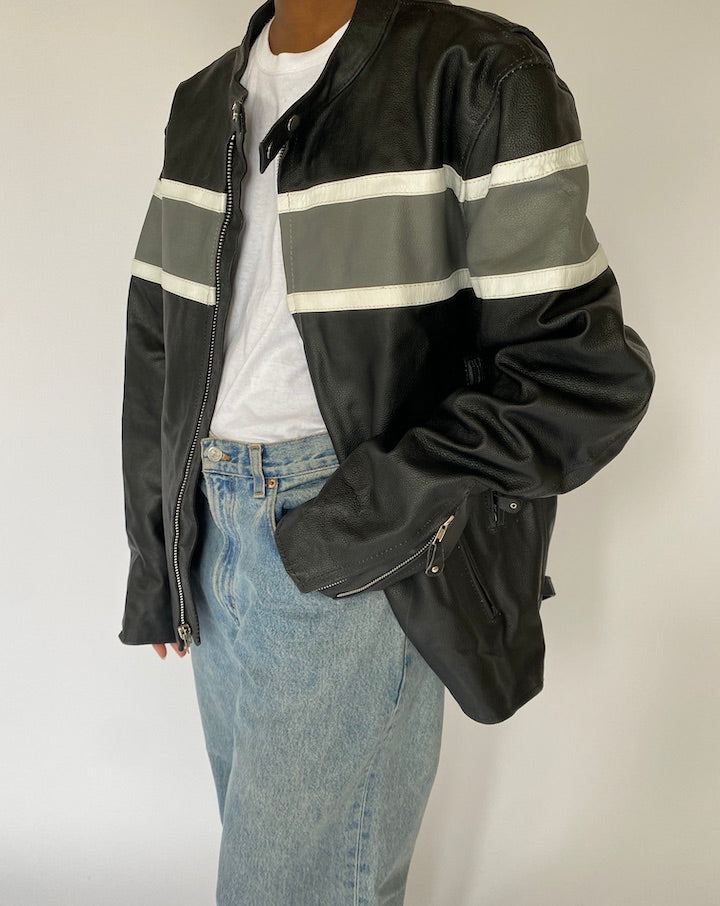 VINTAGE BLACK LEATHER JACKET 5058
