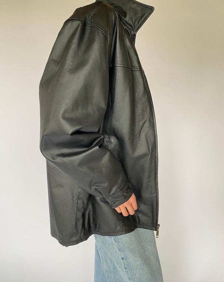 Vintage Black Leather Jacket 5216