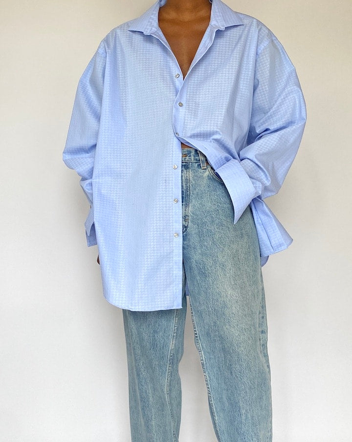 VINTAGE BLUE CALVIN KLEIN SHIRT 4778