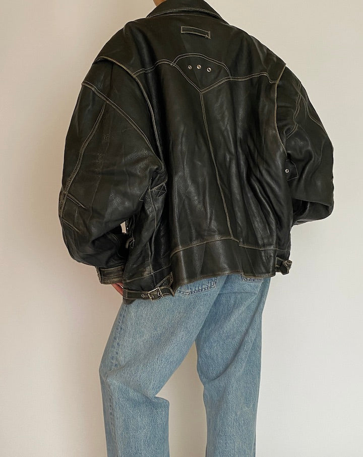 VINTAGE OVERSIZED BLACK LEATHER JACKET 5208