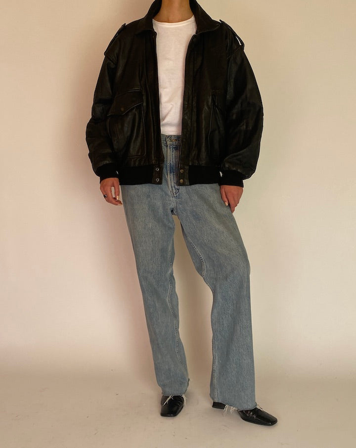 VINTAGE BLACK BOMBER LIKE LEATHER JACKET 4994