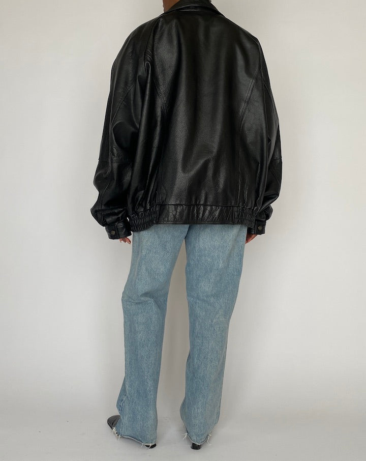 VINTAGE OVERSIZED BLACK LEATHER JACKET 5146