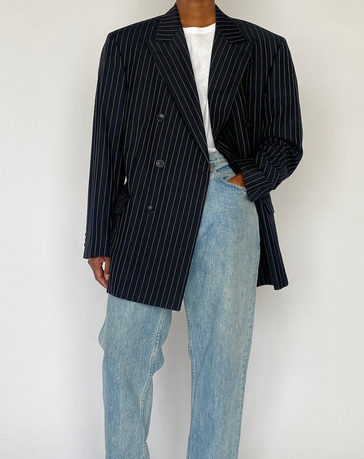 VINTAGE BLACK PINSTRIPED WOOL BLAZER 5161