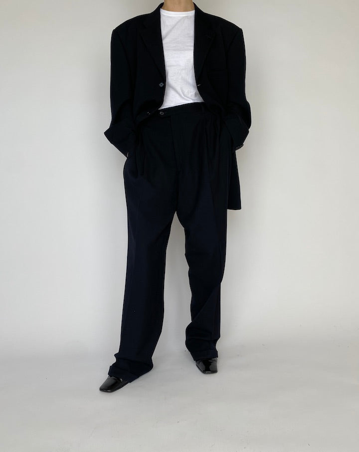 VINTAGE OVERSIZED DARK NAVY/BLACK SUIT BY GIORGIO ZILLIONI 4836