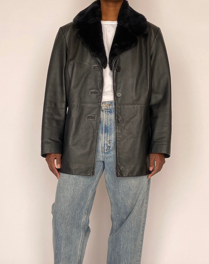 VINTAGE BLACK LEATHER JACKET 4758