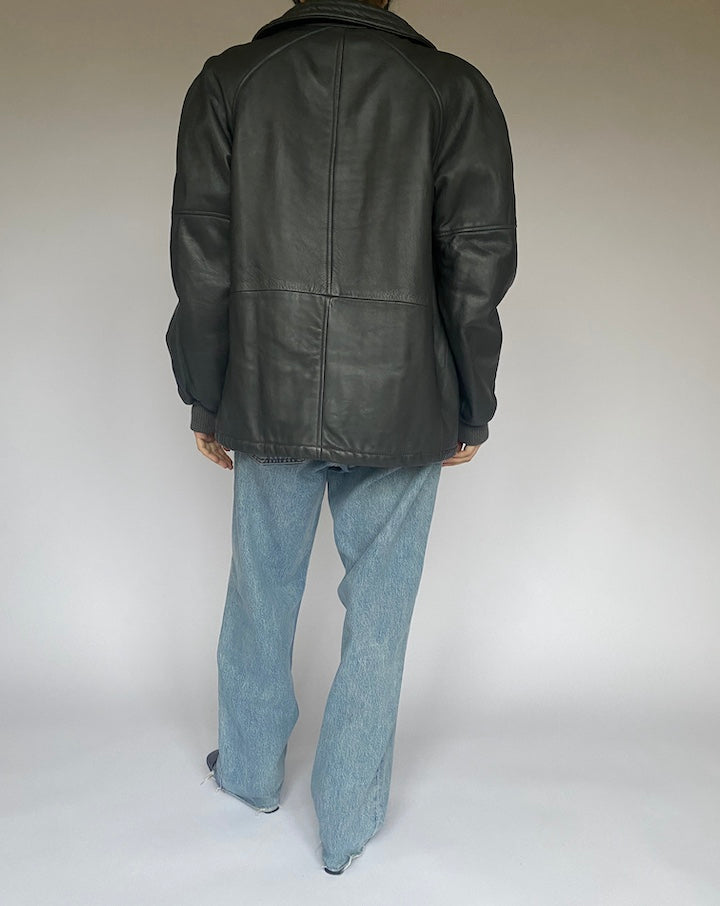 VINTAGE BLACK LEATHER JACKET 4759
