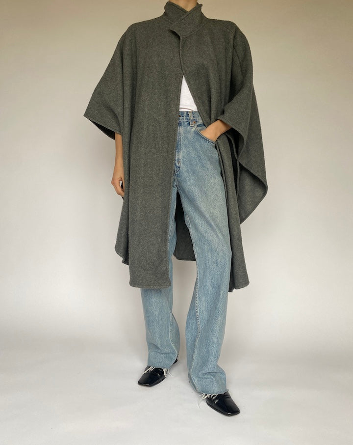 VINTAGE GREY OPEN PONCHO 4782