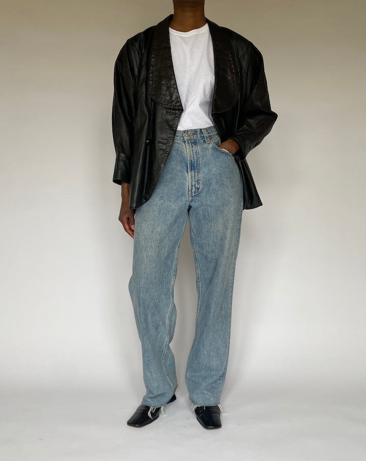 VINTAGE BLACK LEATHER JACKET WITH DETAILING 4916
