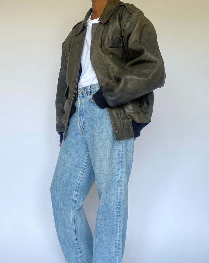 VINTAGE OVERSIZED BOMBER LIKE LEATHER JACKET 4938