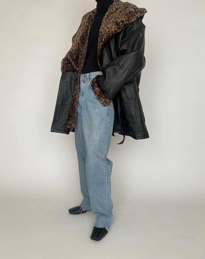 VINTAGE BLACK OVERSIZED LEATHER JACKET 4377