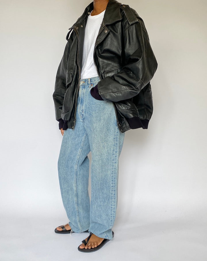 VINTAGE OVERSIZED BLACK LEATHER JACKET 4952