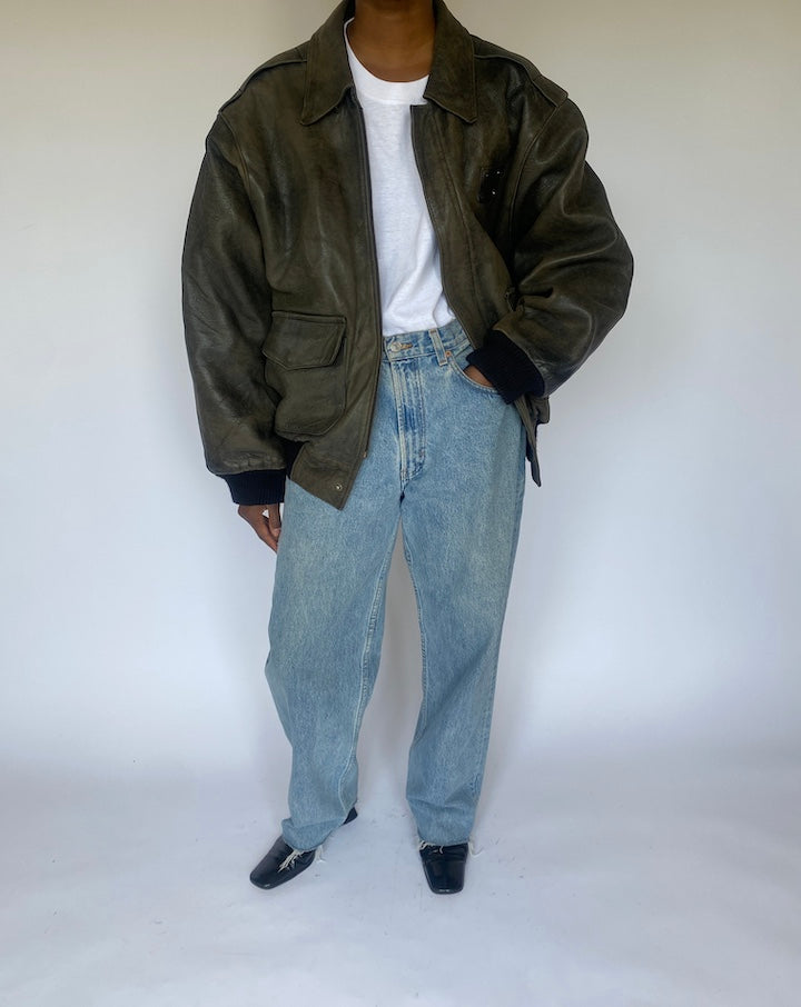 VINTAGE OVERSIZED BOMBER LIKE LEATHER JACKET 4938