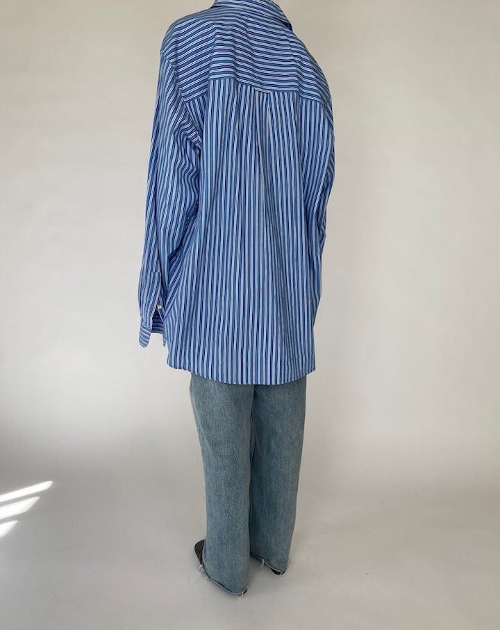 VINTAGE OVERSIZED BLUE STRIPED SHIRT 4779