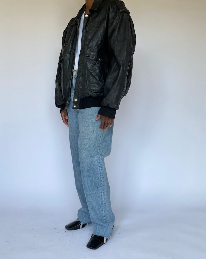 VINTAGE BLACK BOMBER LIKE LEATHER JACKET 4985