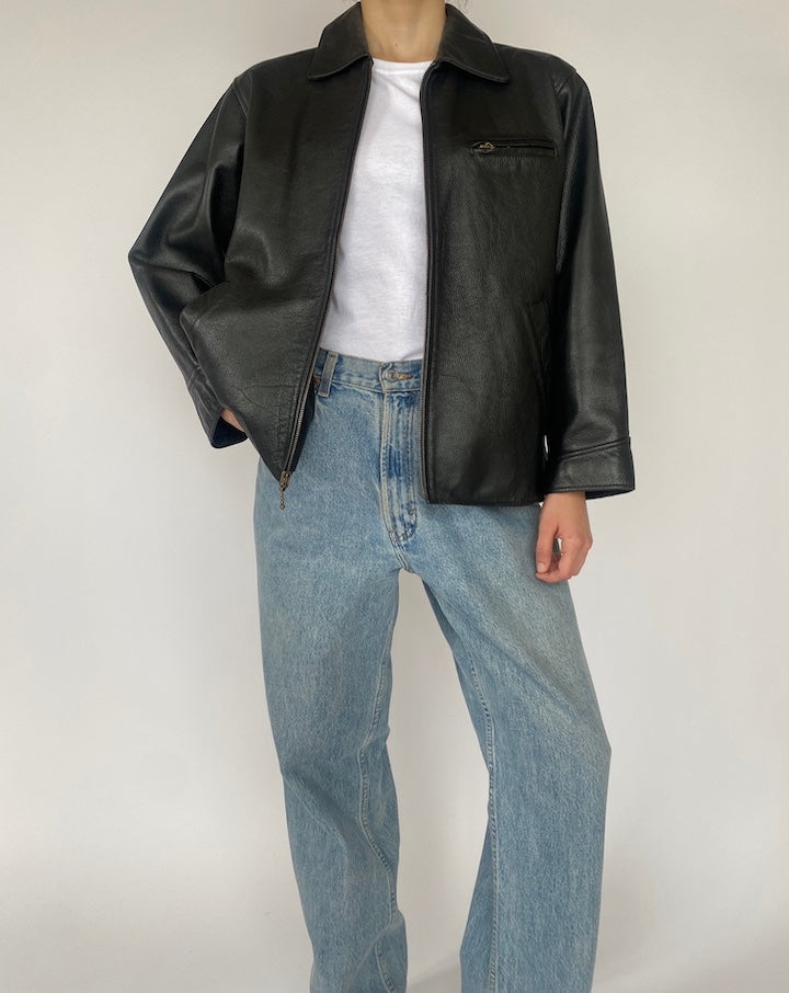 VINTAGE BLACK LEATHER JACKET 4707