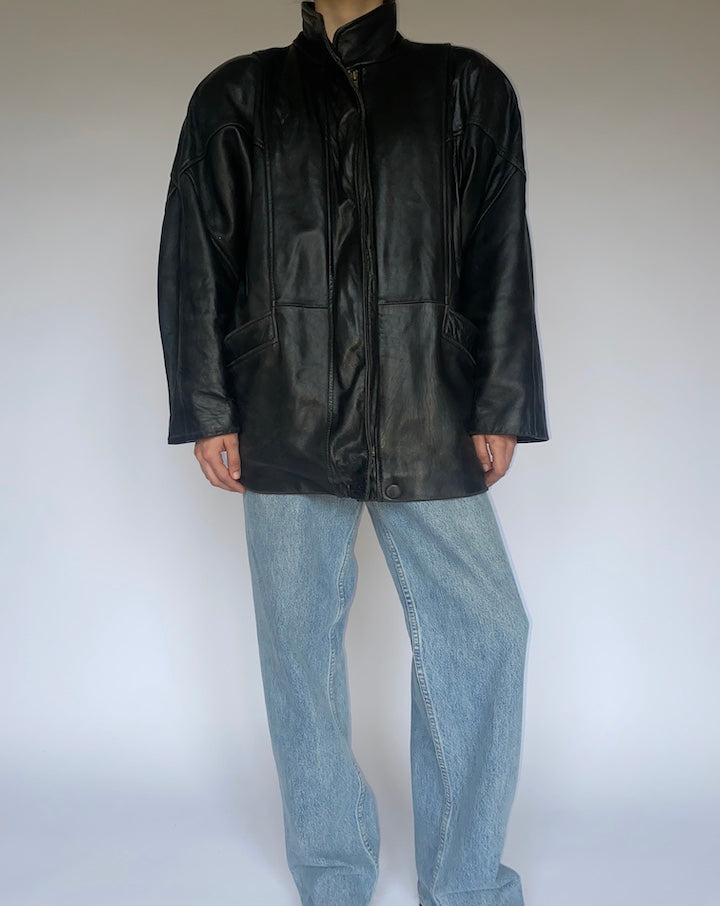 VINTAGE BLACK LEATHER JACKET 4762