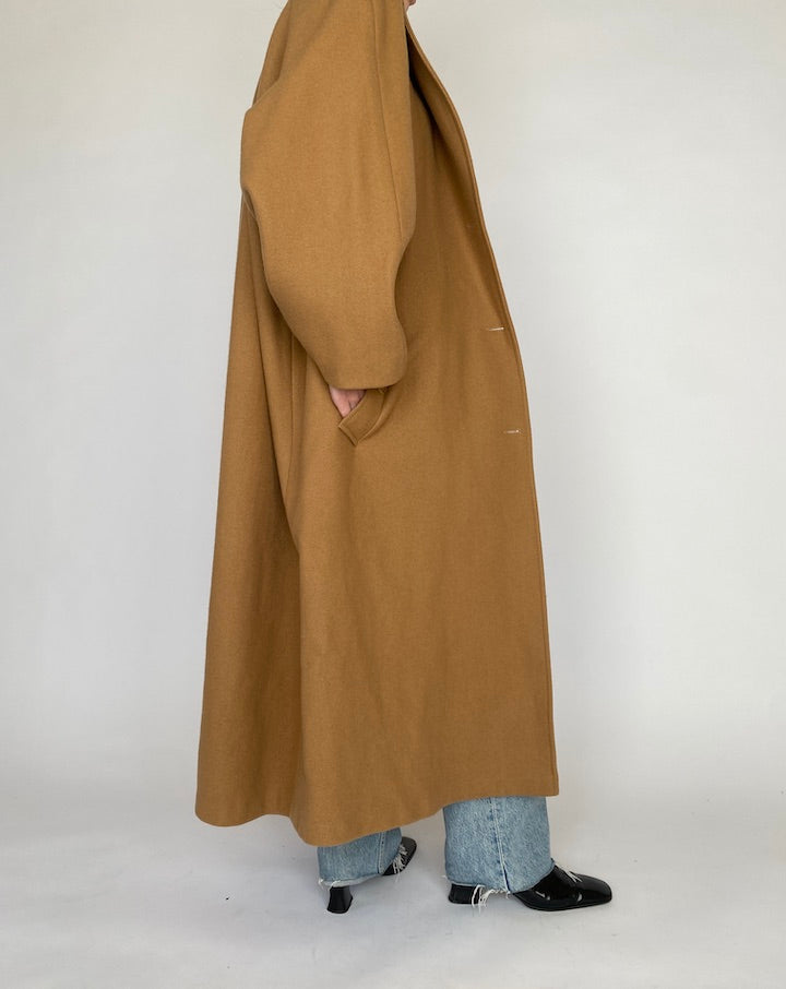 VINTAGE OVERSIZED CAMEL LONG COAT 4800