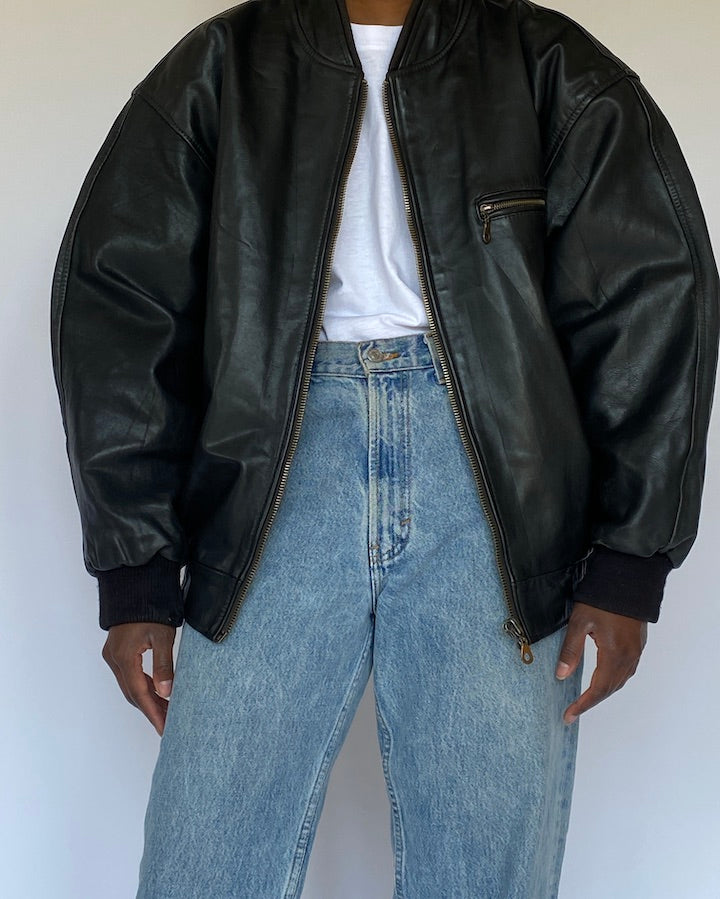 VINTAGE BLACK BOMBER LIKE LEATHER JACKET 4989