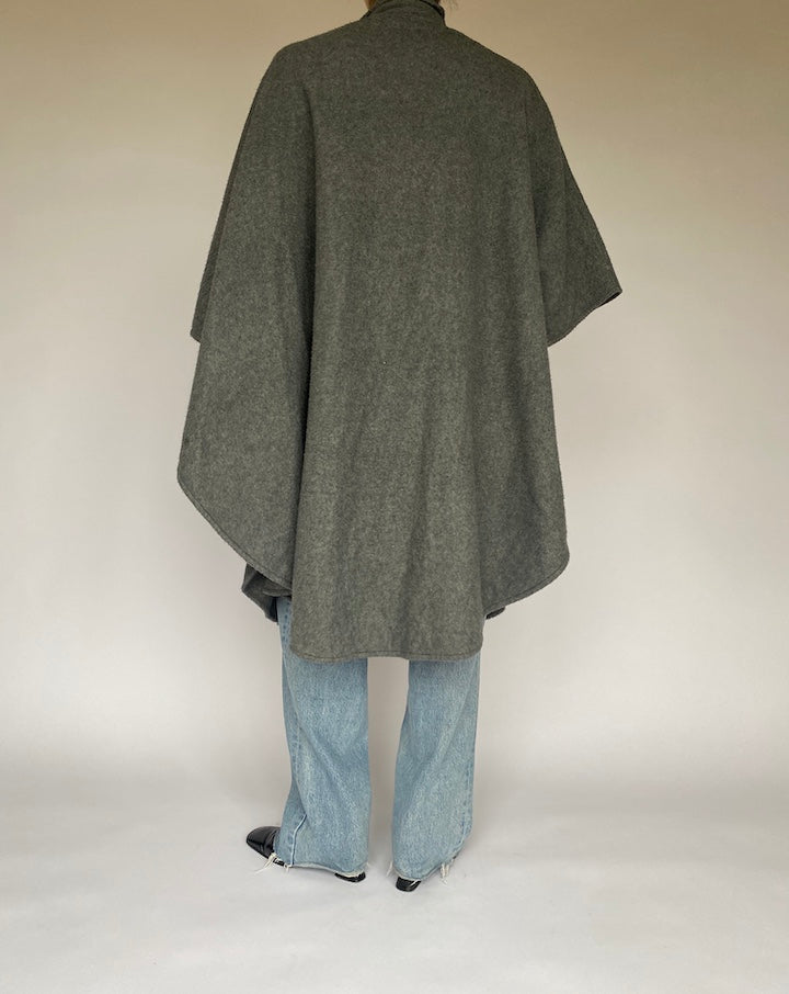 VINTAGE GREY OPEN PONCHO 4782